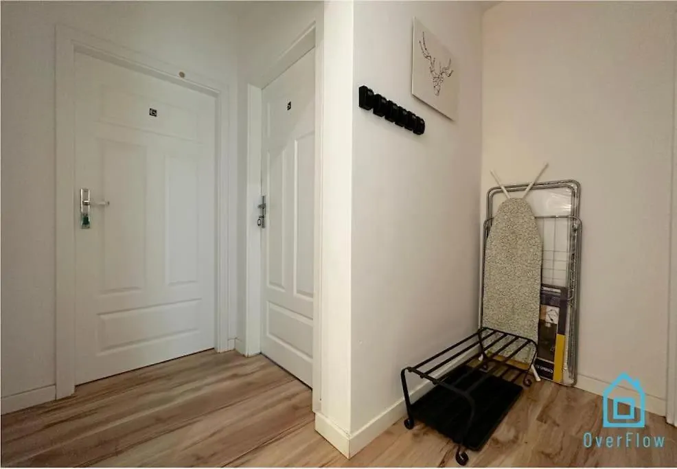 Walezy Room - Peaceful Retreat, 10 Minutes To Gdansk Old Town & Seaside Польша